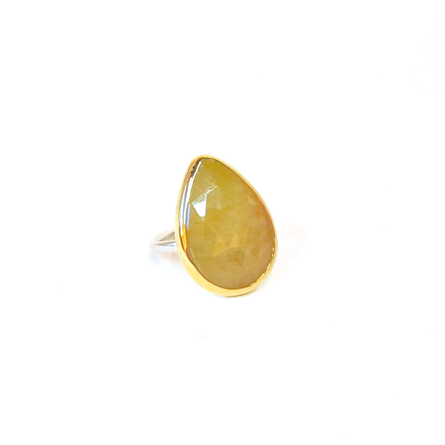 Yellow Sapphire Ring with 18k gold