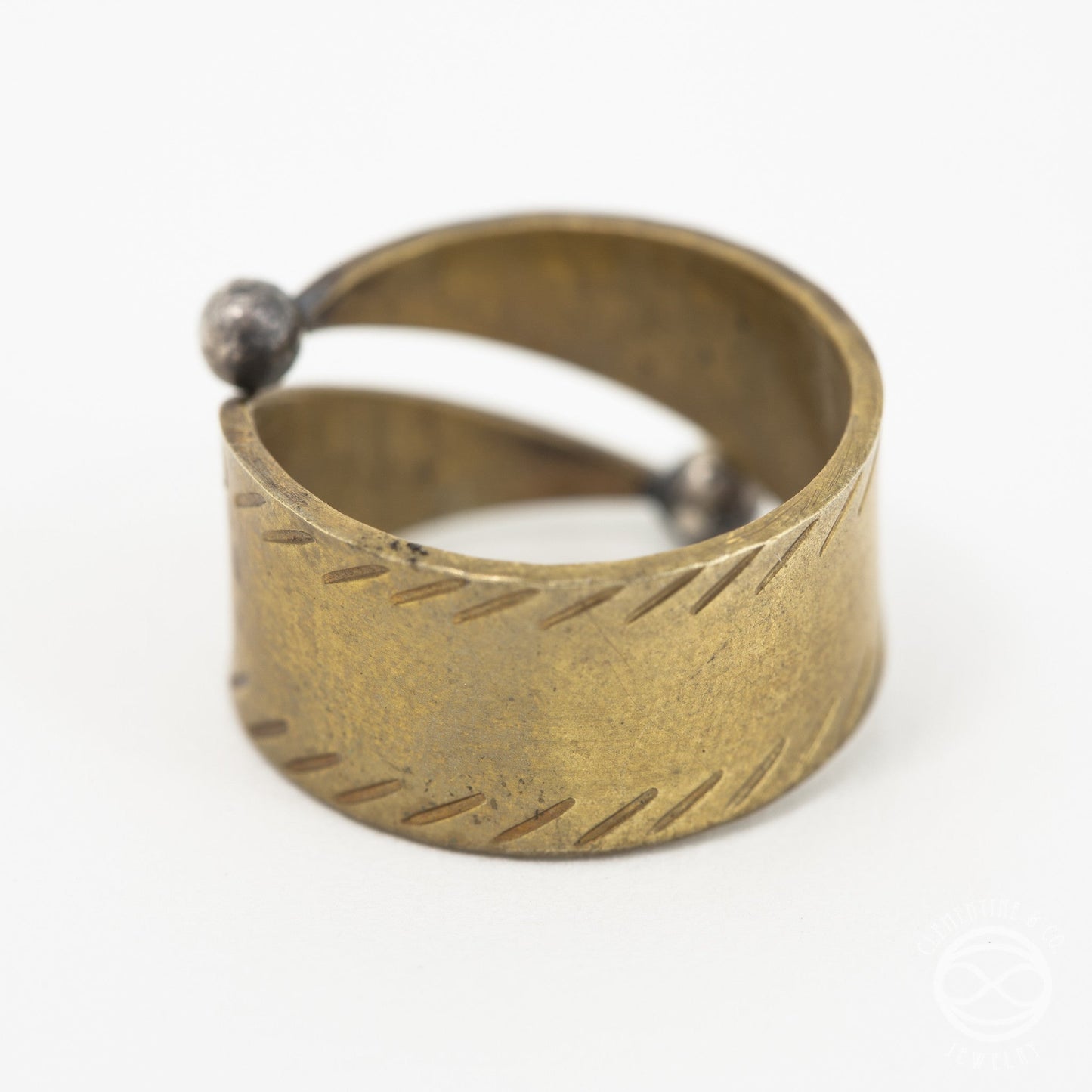 Souk Ring in Brass